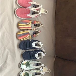 Brand New toddler boys trendy gap sneakers